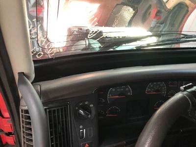 Volvo VNL Dashboard Assembly