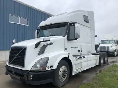 Volvo VNL Dashboard Assembly