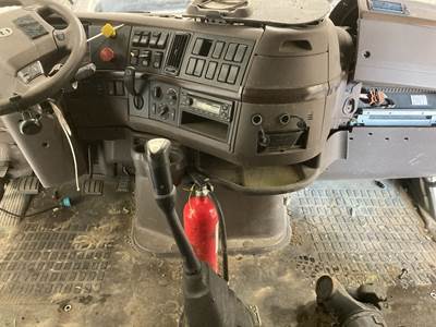 Volvo VNL Dashboard Assembly