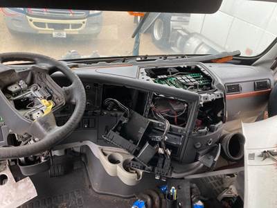 Volvo VNL Dashboard Assembly