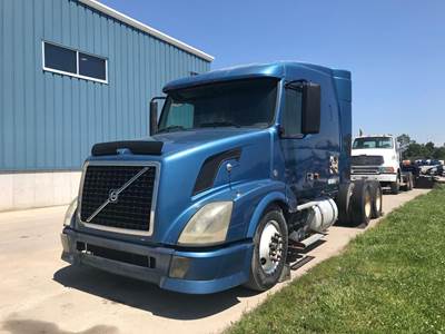 Volvo VNL Dashboard Assembly