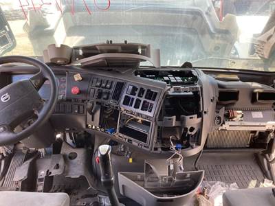 Volvo VNL Dashboard Assembly