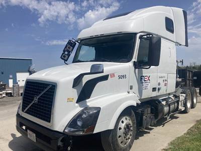 Volvo VNL Dashboard Assembly