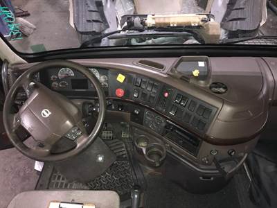 Volvo VNL Dashboard Assembly