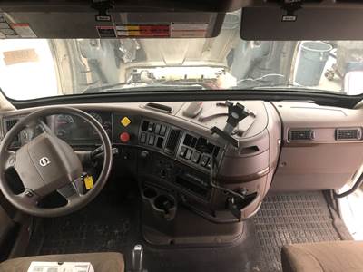 Volvo VNL Dashboard Assembly
