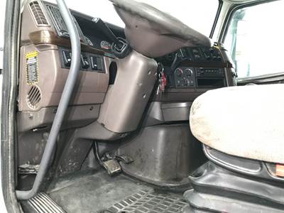Volvo VNL Dashboard Assembly