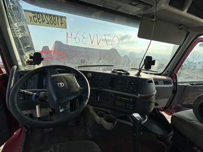 Volvo VNL Dashboard Assembly