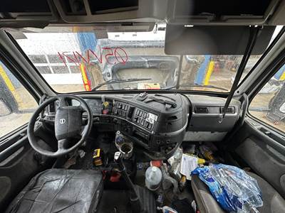 Volvo VNL Dashboard Assembly