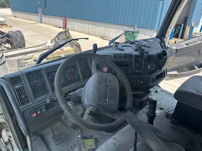Volvo VNL Dashboard Assembly