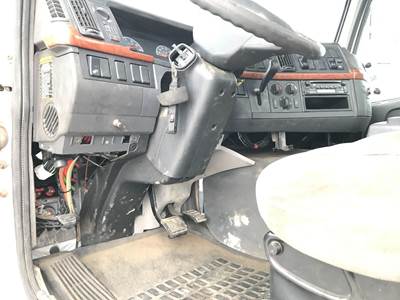 Volvo VNM Dashboard Assembly