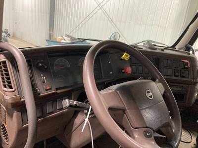 Volvo VNM Dashboard Assembly