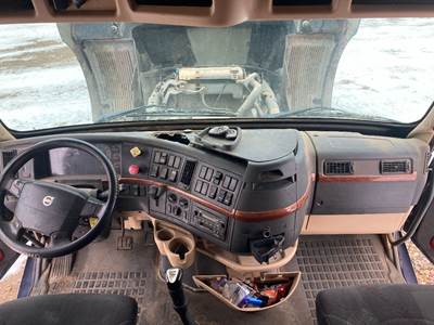 Volvo VT Dashboard Assembly