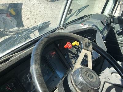 Volvo WAH Dashboard Assembly