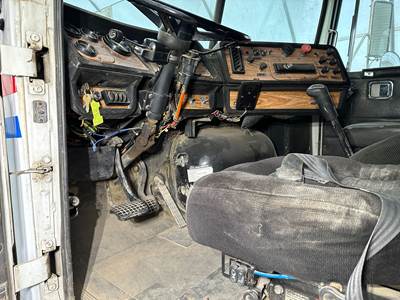 Volvo WIA Dashboard Assembly