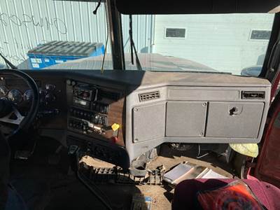 Western Star 4900 Dashboard Assembly