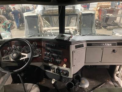 Western Star 4900 Dashboard Assembly