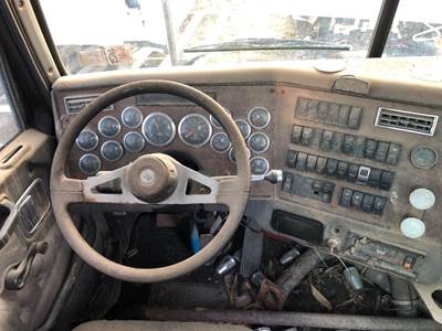 Western Star 4900E Dashboard Assembly