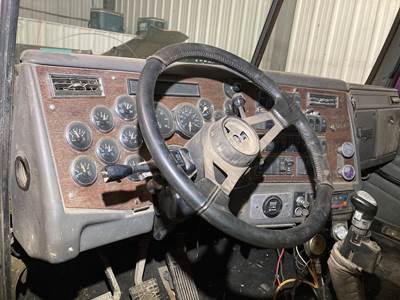 Western Star 4900EX Dashboard Assembly