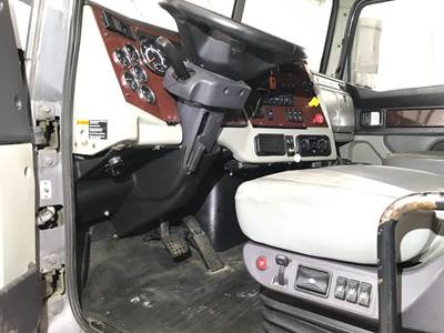 Western Star 5700 Dashboard Assembly