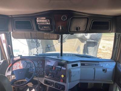 Western Star 5700 Dashboard Assembly
