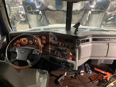 Western Star 5700 Dashboard Assembly