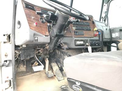 Western Star 5800 Dashboard Assembly