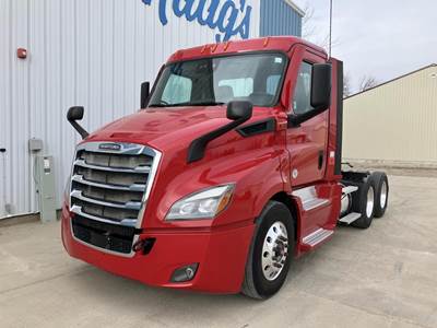 Freightliner Cascadia 116 Day Cab Truck - Detroit 410HP, 12 Speed Dt12 Automatic