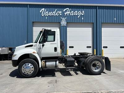 International DuraStar 4400 Single Axle Day Cab Truck - DT466E 250HP, 5 Speed Allison Hs Automatic
