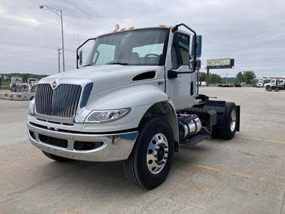 International MV Single Axle Day Cab Truck - Cummins 300HP, 6 Speed Allison Rds Automatic