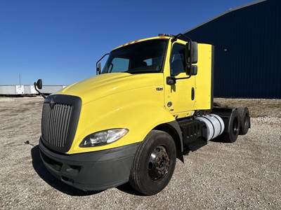 International RH Day Cab Truck - A26, 12 Speed Automatic