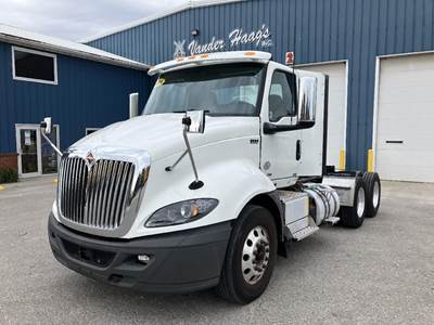 International RH Day Cab Truck - A26 450HP