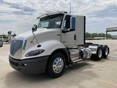 International RH Day Cab Truck - A26 450HP