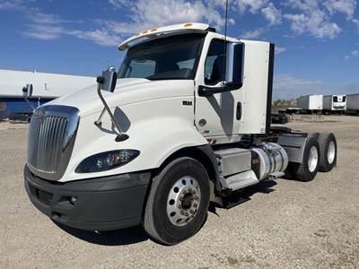 International RH Day Cab Truck - A26 450HP