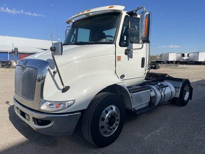International TranStar 8600 Single Axle Day Cab Truck - N13 390HP, 10 Speed Automatic