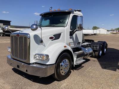Peterbilt 567 Day Cab Truck - Paccar 380HP, 10 Speed Manual