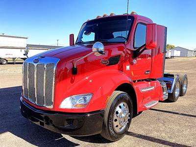 Peterbilt 579 Day Cab Truck - Cummins 450HP, 12 Speed Automatic