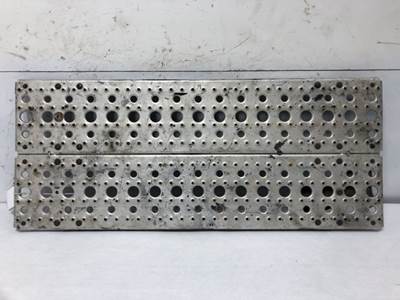 Freightliner Classic XL Deck Plate / Catwalk