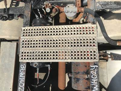 Freightliner FLC120 Deck Plate / Catwalk