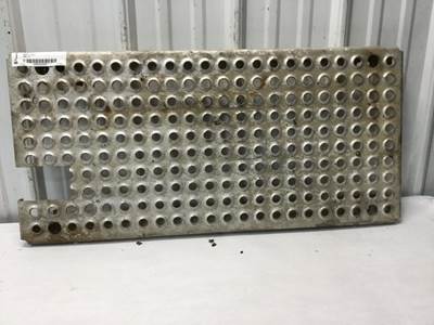 International 9400 Deck Plate / Catwalk