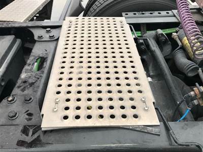 International LT Deck Plate / Catwalk