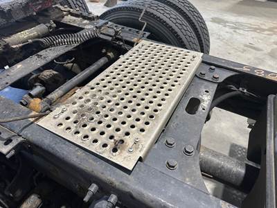 International LT Deck Plate / Catwalk