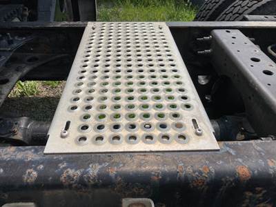International ProStar Deck Plate / Catwalk