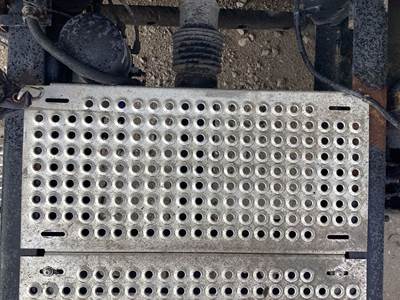 International ProStar Deck Plate / Catwalk