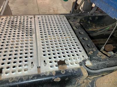 International ProStar Deck Plate / Catwalk