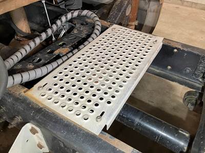 International ProStar Deck Plate / Catwalk