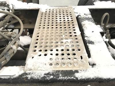 International ProStar Deck Plate / Catwalk