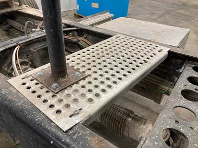 International ProStar Deck Plate / Catwalk