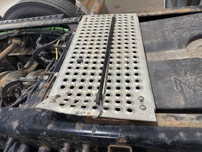International ProStar Deck Plate / Catwalk