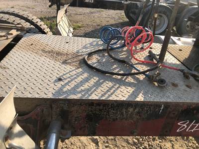 International TranStar 4300 Deck Plate / Catwalk for a International 4300 Transtar
