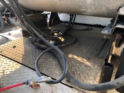 International TranStar 4300 Deck Plate / Catwalk for a International 4300 Transtar